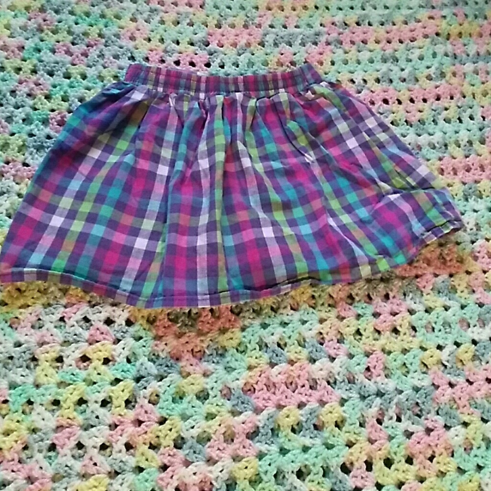 Color checkerboard skort